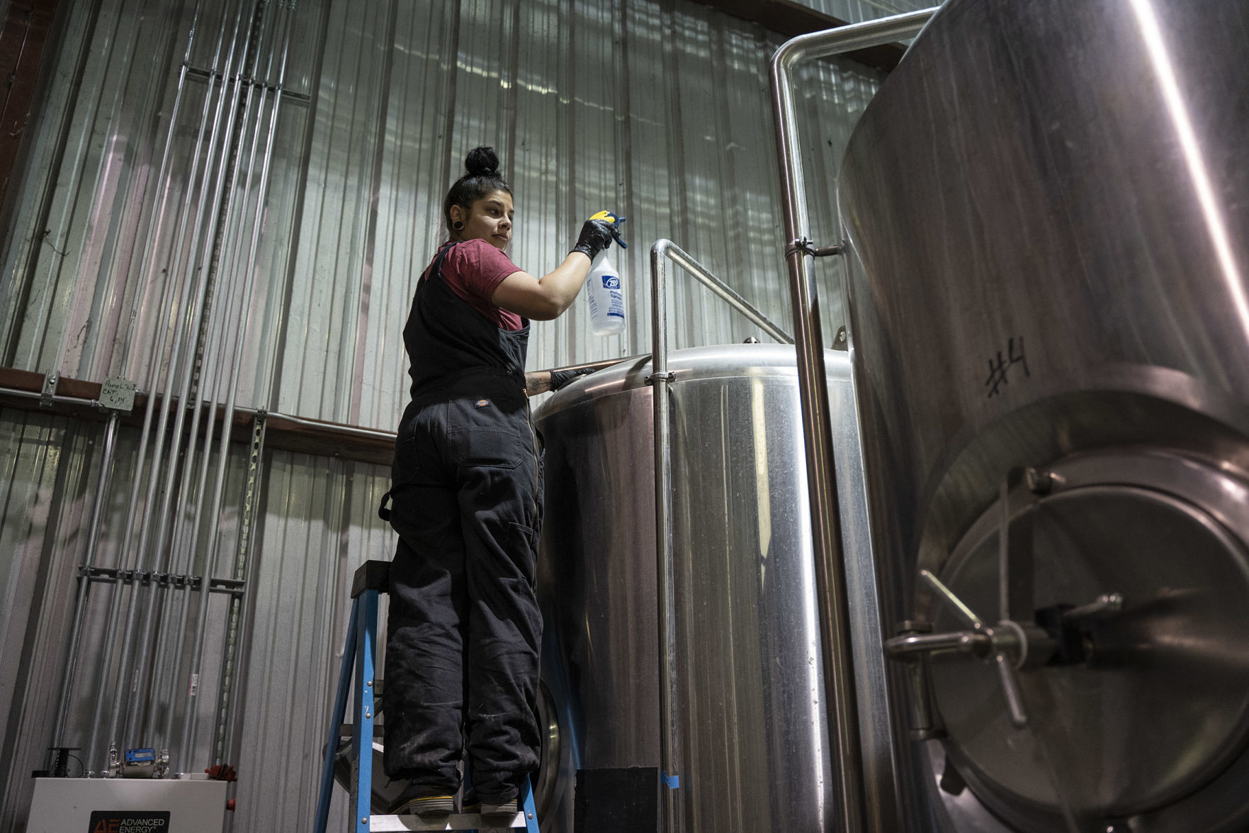 Girls are behind the barrels of a few of Tucson's greatest craft beers | Meals and cooking 7 Borderlands